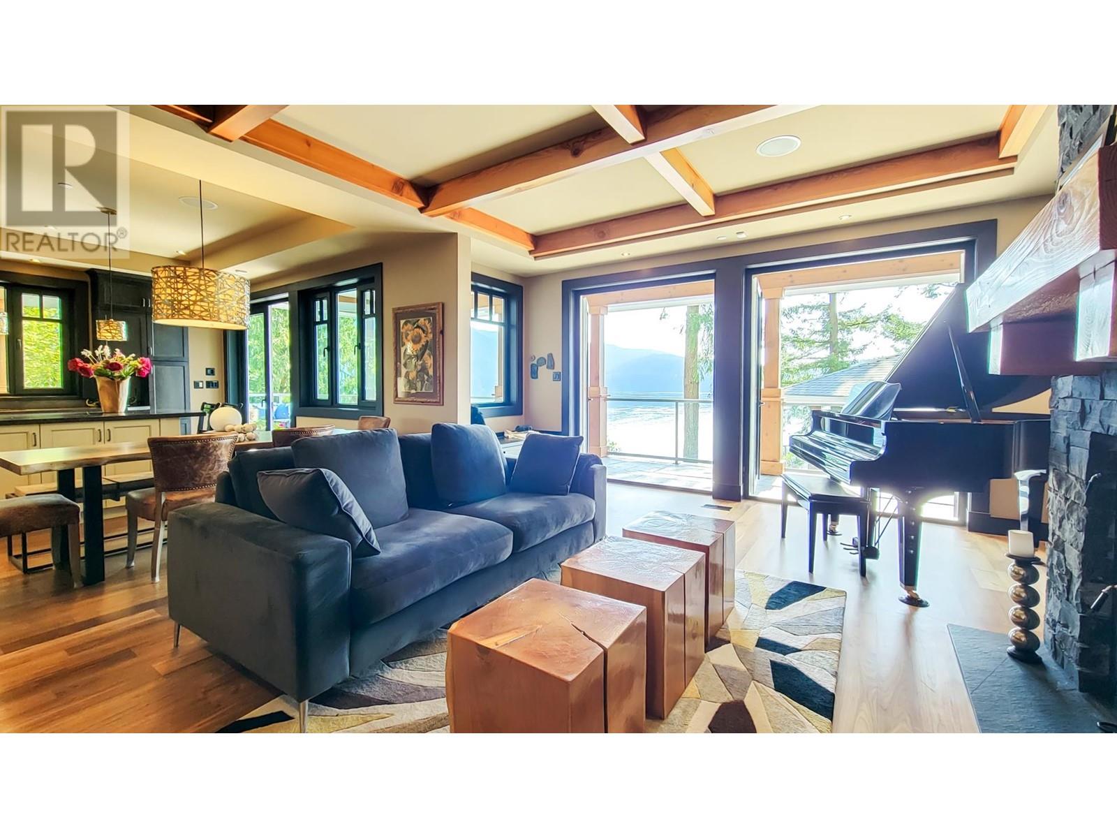 5125 Indian River Drive, North Vancouver, British Columbia  V7G 2T6 - Photo 8 - R2995360