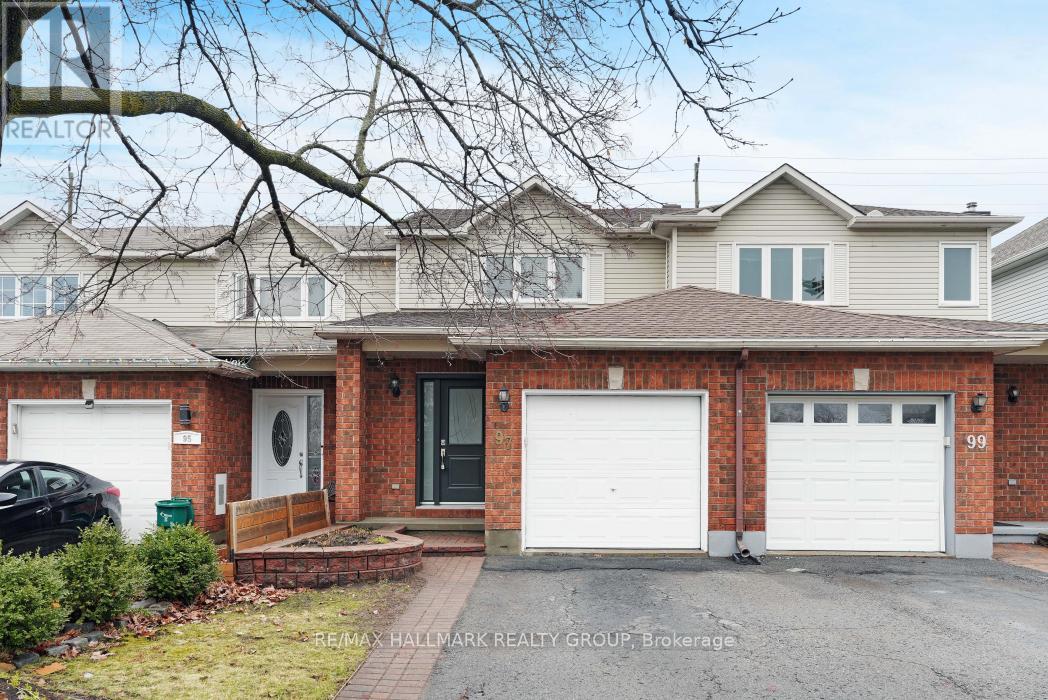 Property at 97 FORESTGLADE CRESCENT image 1