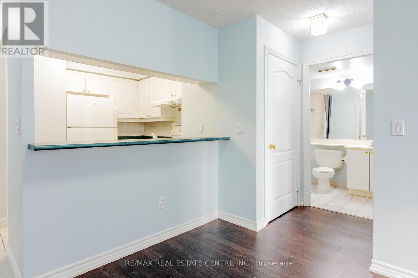 1108 - 18 Sommerset Way, Toronto, Ontario  M2N 6X5 - Photo 12 - C12109117