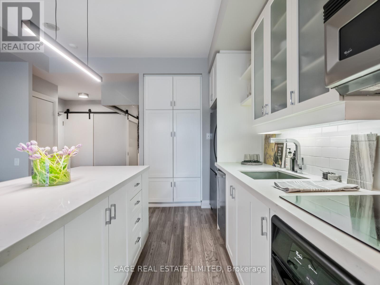 507 - 20 Scrivener Square, Toronto, Ontario  M4W 3X9 - Photo 17 - C12109122