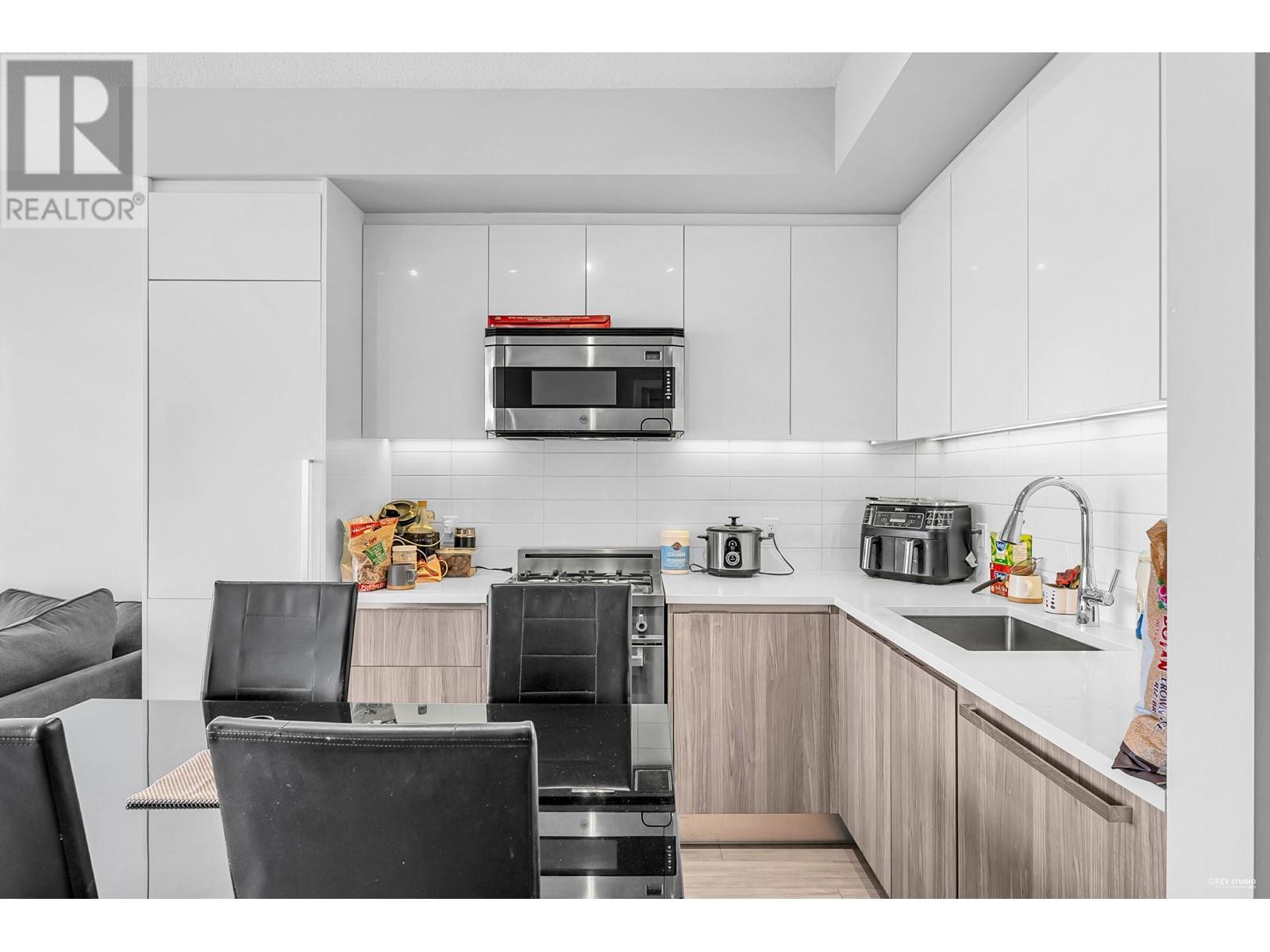 3002 4900 Lennox Lane, Burnaby, British Columbia  V5H 0G9 - Photo 11 - R2994928