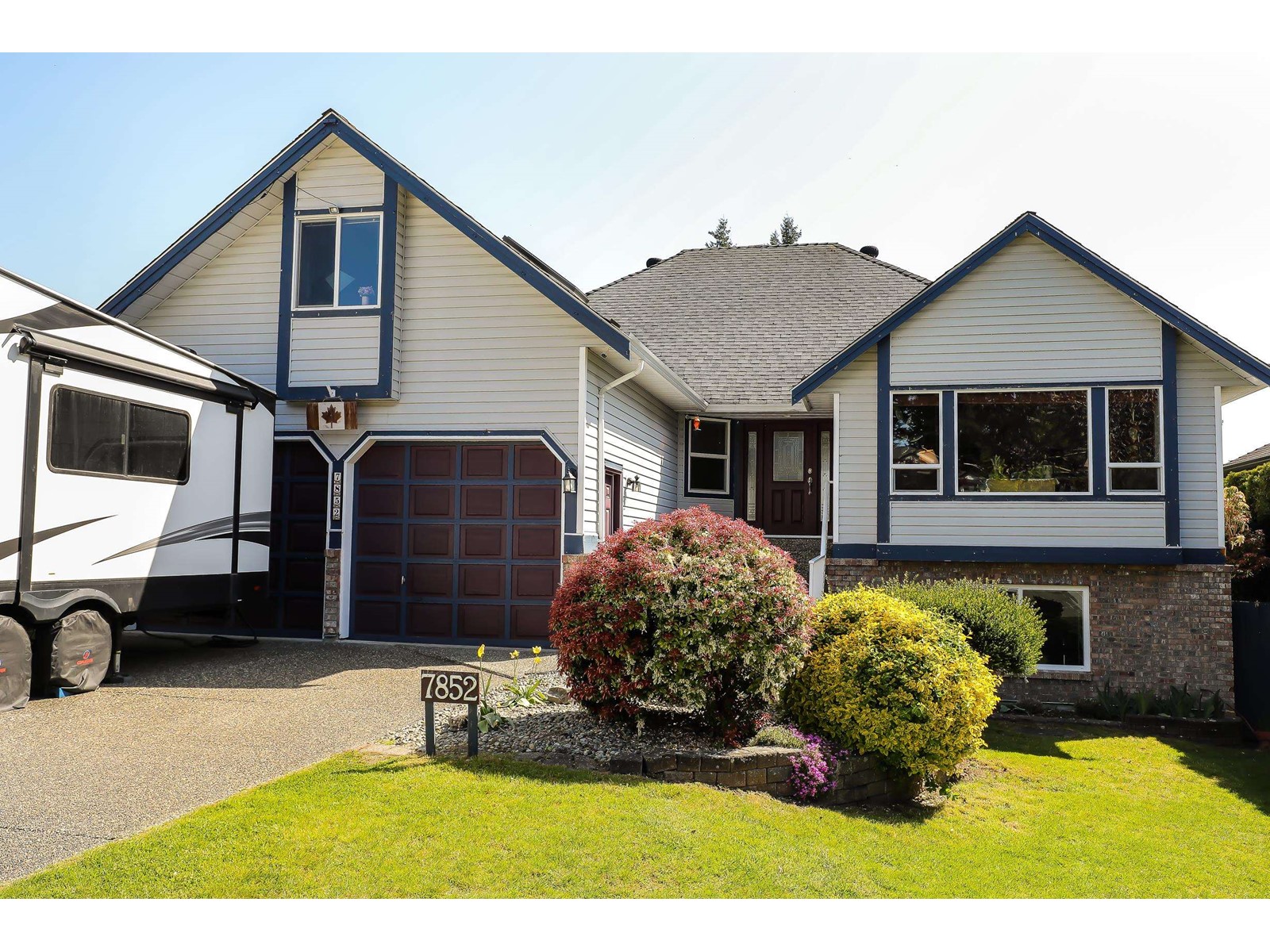 Property at 7852 167A STREET image 1