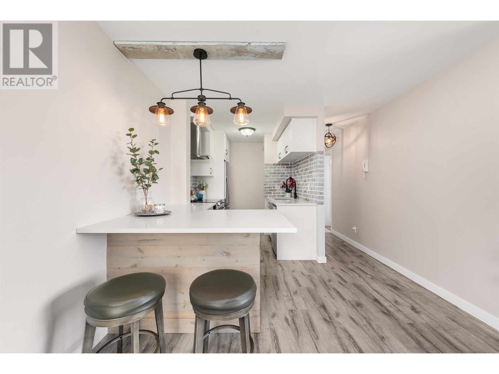 206 6759 Willingdon Avenue, Burnaby, British Columbia  V5H 3Y9 - Photo 9 - R2995212