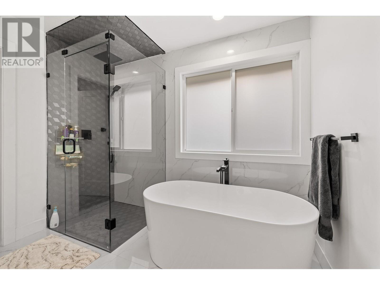 13360 235 Street, Maple Ridge, British Columbia  V4R 2W3 - Photo 17 - R2995375