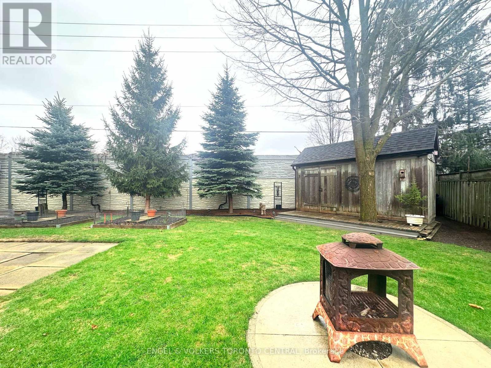Photo 36 of 45 for 204 Killarney Grove