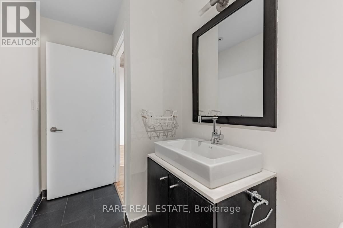 302 - 42 Camden Street, Toronto, Ontario  M5V 1V1 - Photo 22 - C12109159