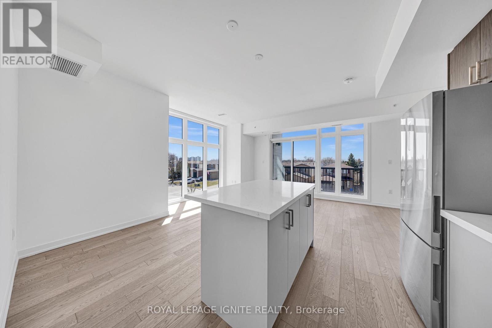 Property at 2 - 188 ANGUS DRIVE image 4
