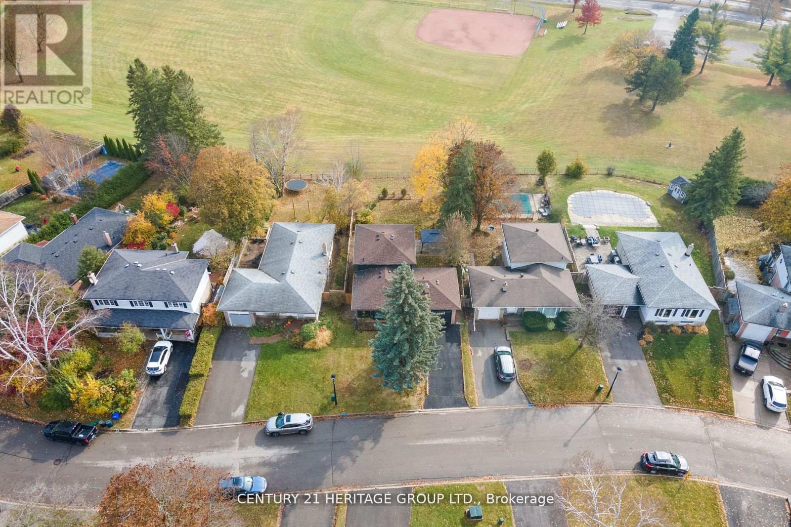 Property at 298 ROYWOOD CRESCENT image 1