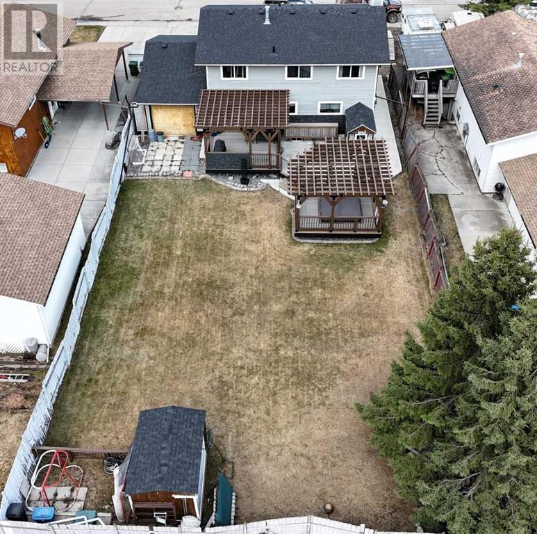 Property at 1206 50 Street image 5