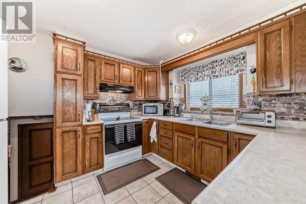 Property at 227 Deersaxon Circle image 5
