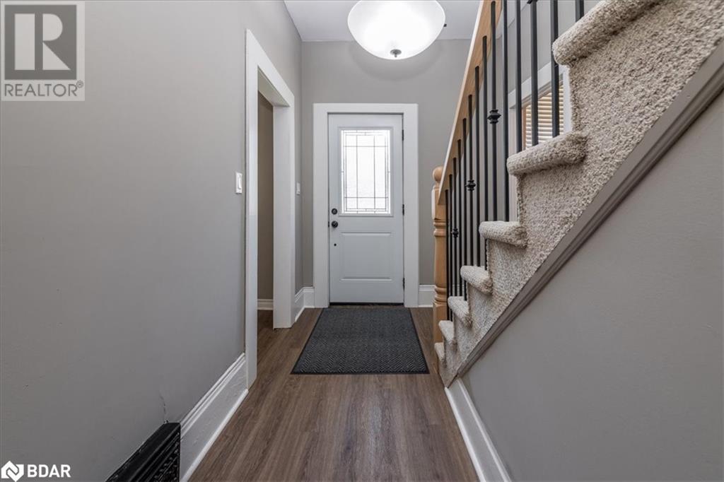 Property at 218 WEST Street N image 3