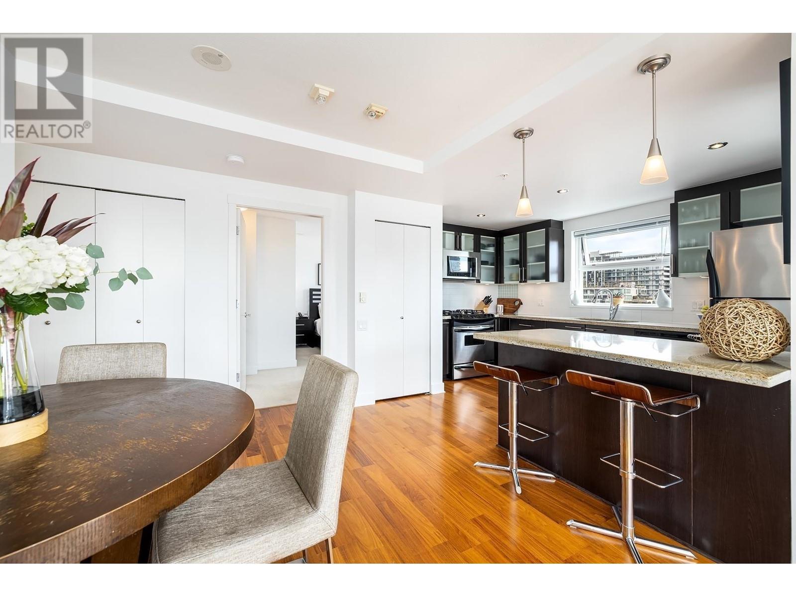 701 121 W 16th Street, North Vancouver, British Columbia  V7M 1T3 - Photo 11 - R2995397