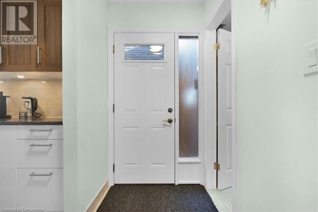 122 Lakeshore Road Unit# 8, St. Catharines, Ontario  L2N 6N6 - Photo 5 - 40722418