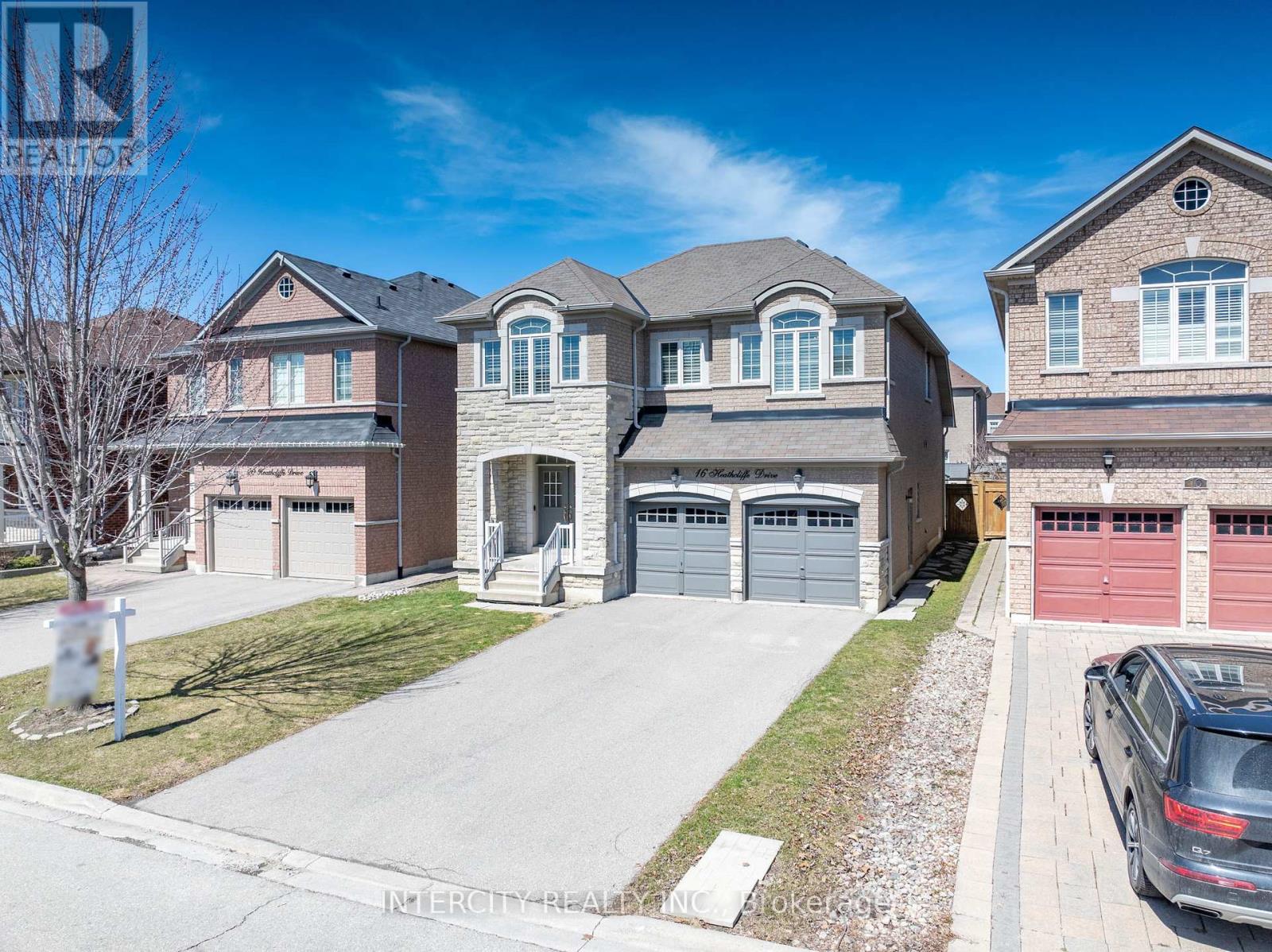 Property at 16 HEATHCLIFFE DRIVE image 3