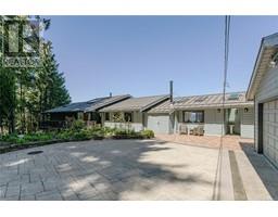 234 Wilkie Way Salt Spring, Salt Spring, Ca