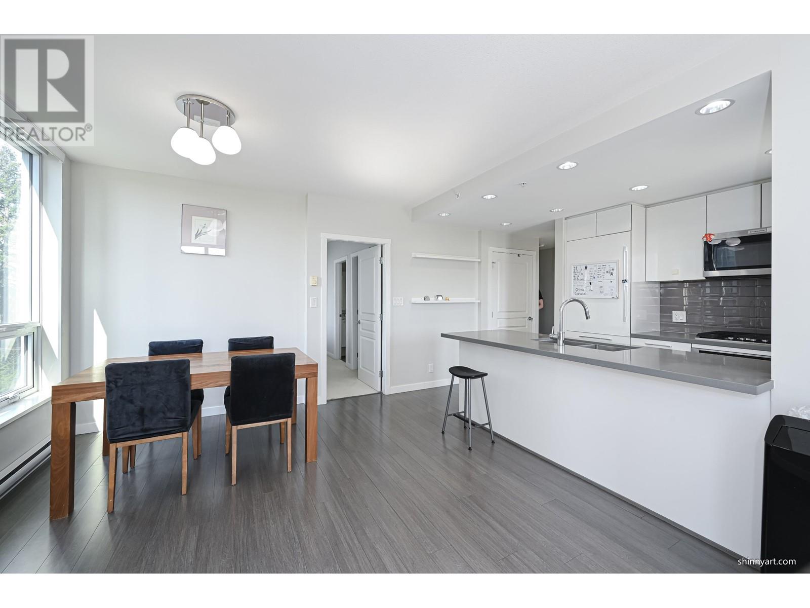 703 3093 Windsor Gate, Coquitlam, British Columbia  V3B 0N2 - Photo 20 - R2995411