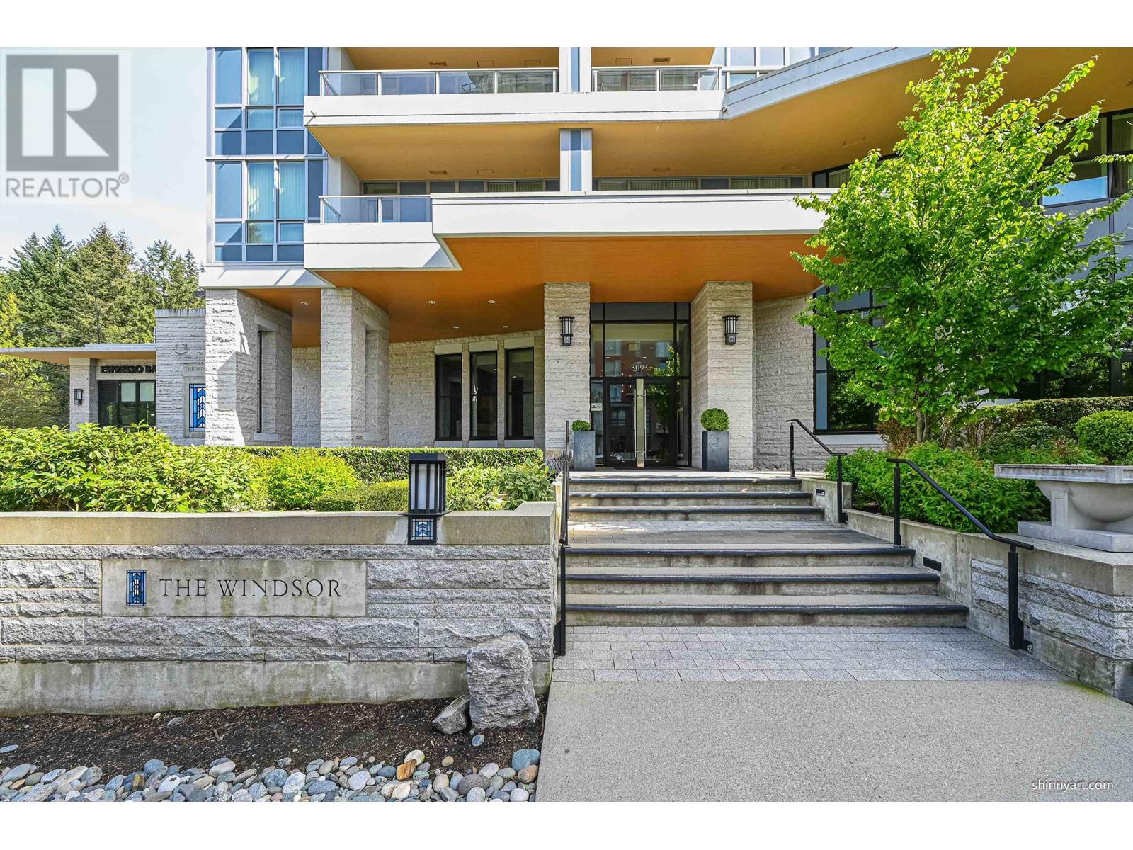 703 3093 Windsor Gate, Coquitlam, British Columbia  V3B 0N2 - Photo 2 - R2995411