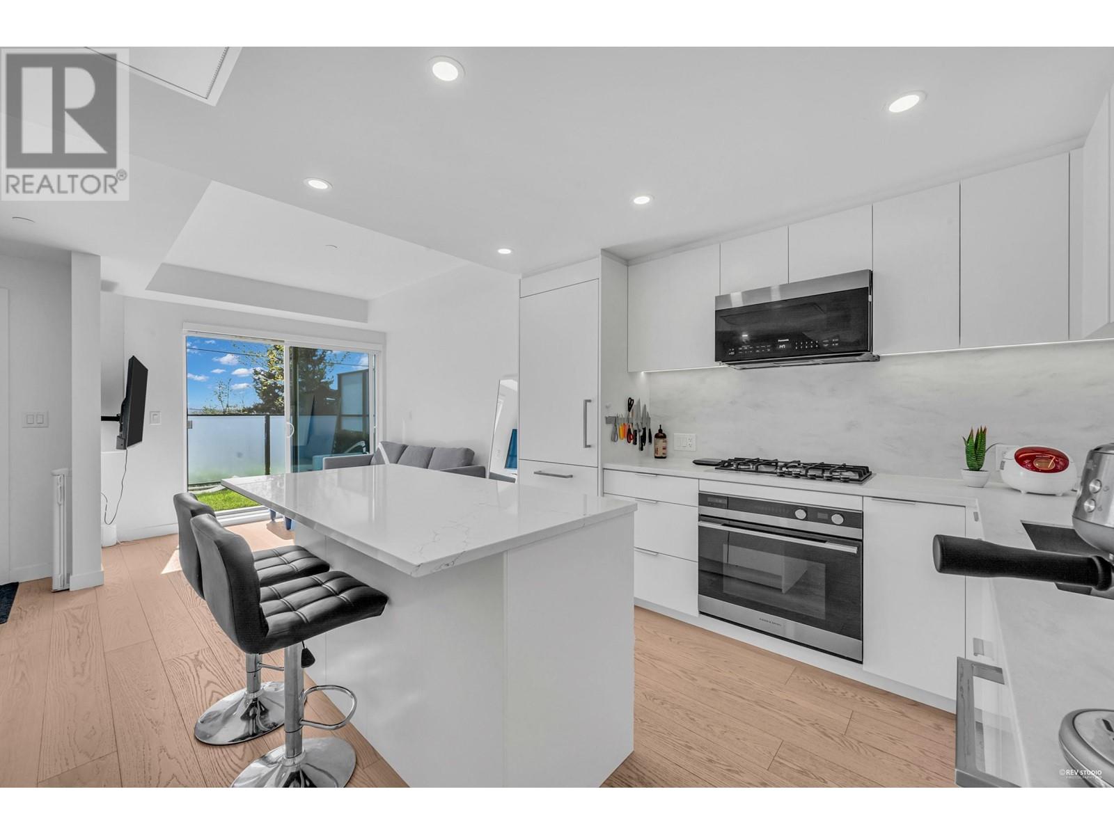 116 650 E 2nd Street, North Vancouver, British Columbia  V7L 0H5 - Photo 6 - R2995343