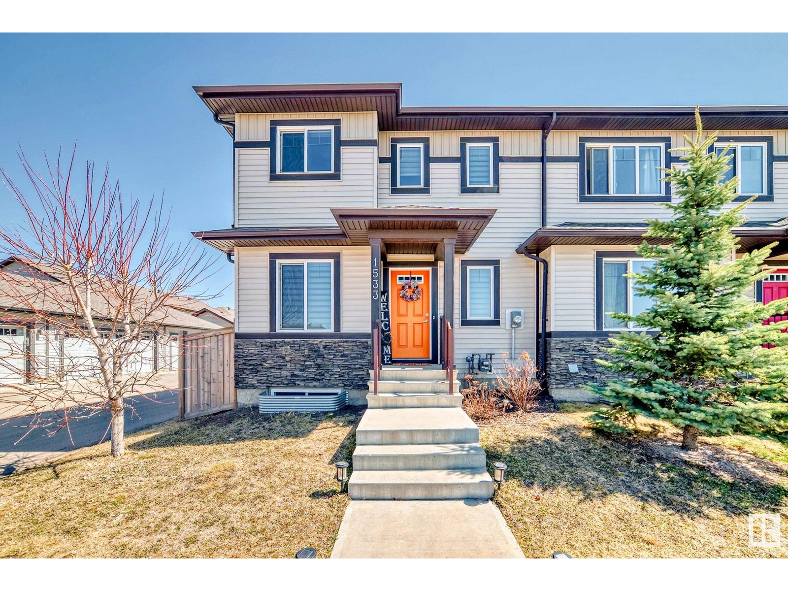 Property at 1533 24 ST NW NW image 2