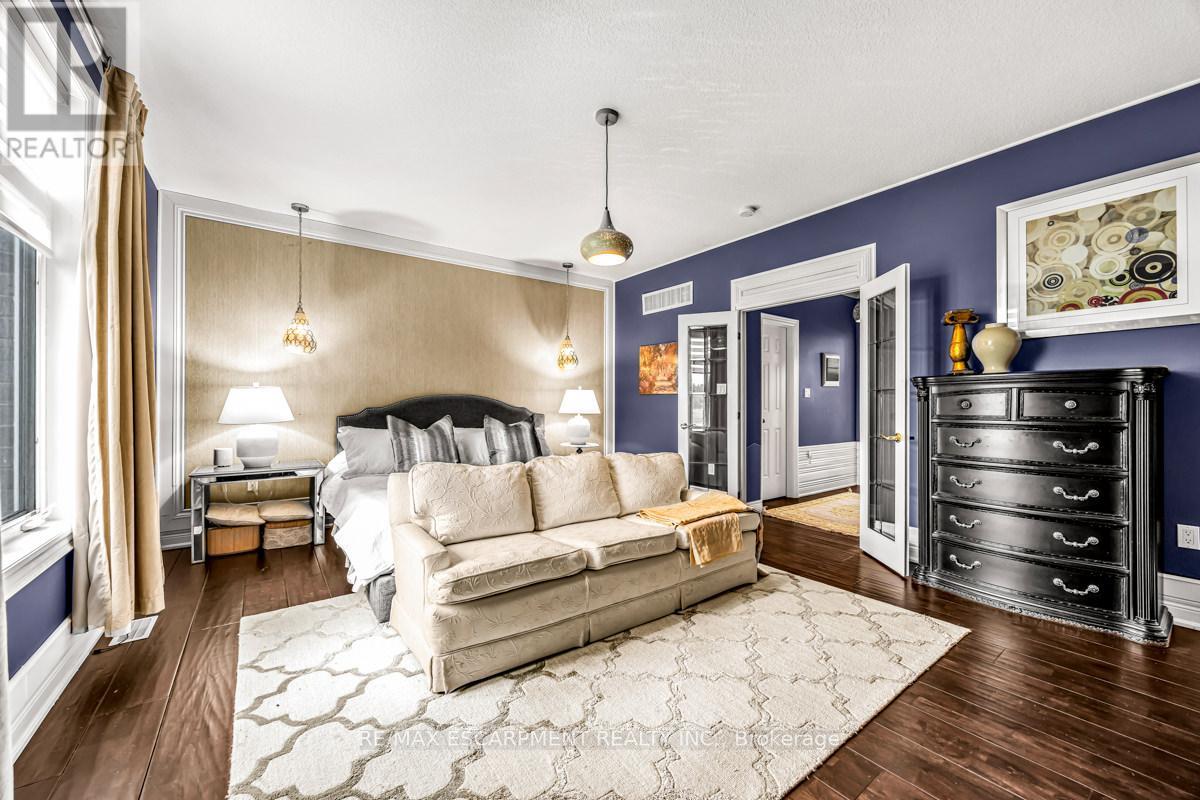 20 Chesswood Trail, Hamilton, Ontario  L8N 2Z7 - Photo 20 - X12109185