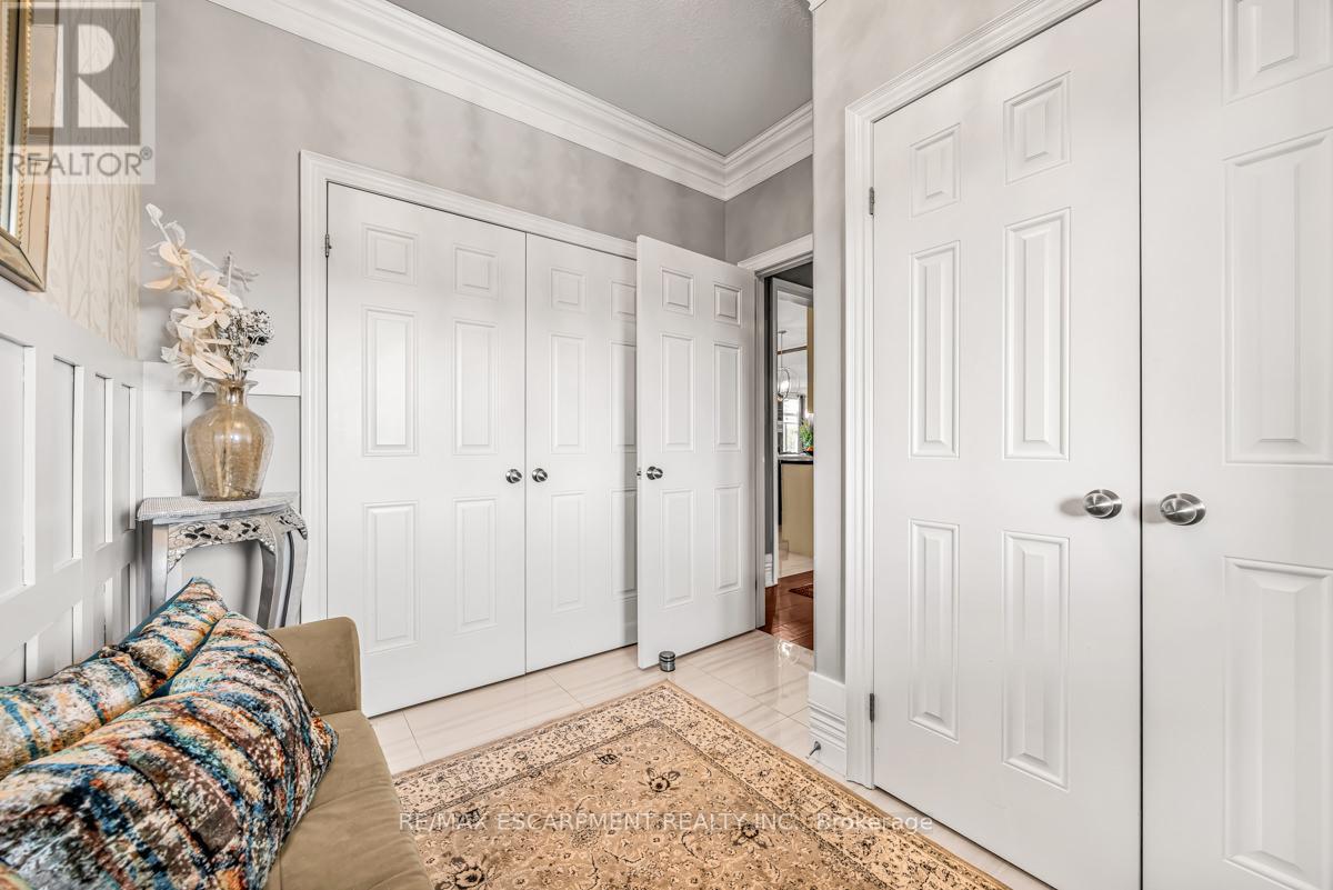 20 Chesswood Trail, Hamilton, Ontario  L8N 2Z7 - Photo 45 - X12109185