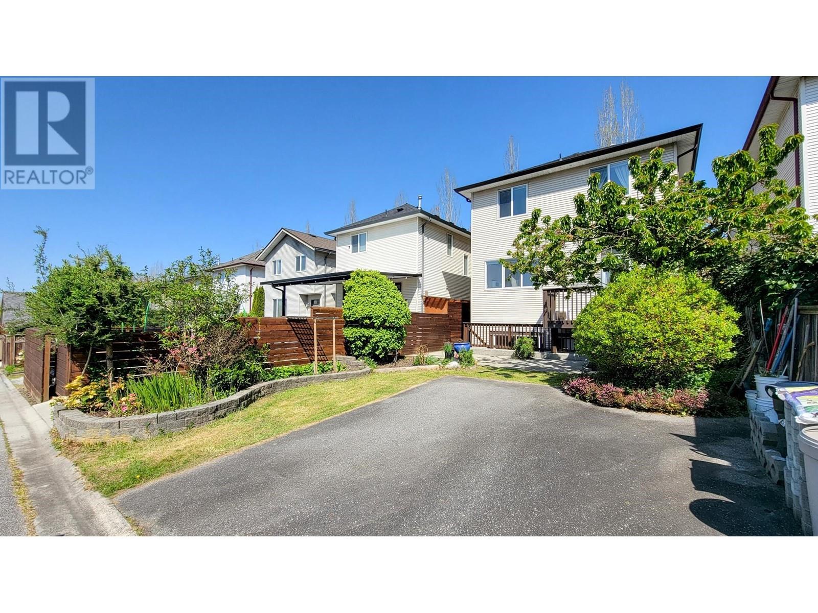 24330 102b Avenue, Maple Ridge, British Columbia  V2W 1Y2 - Photo 28 - R2994832