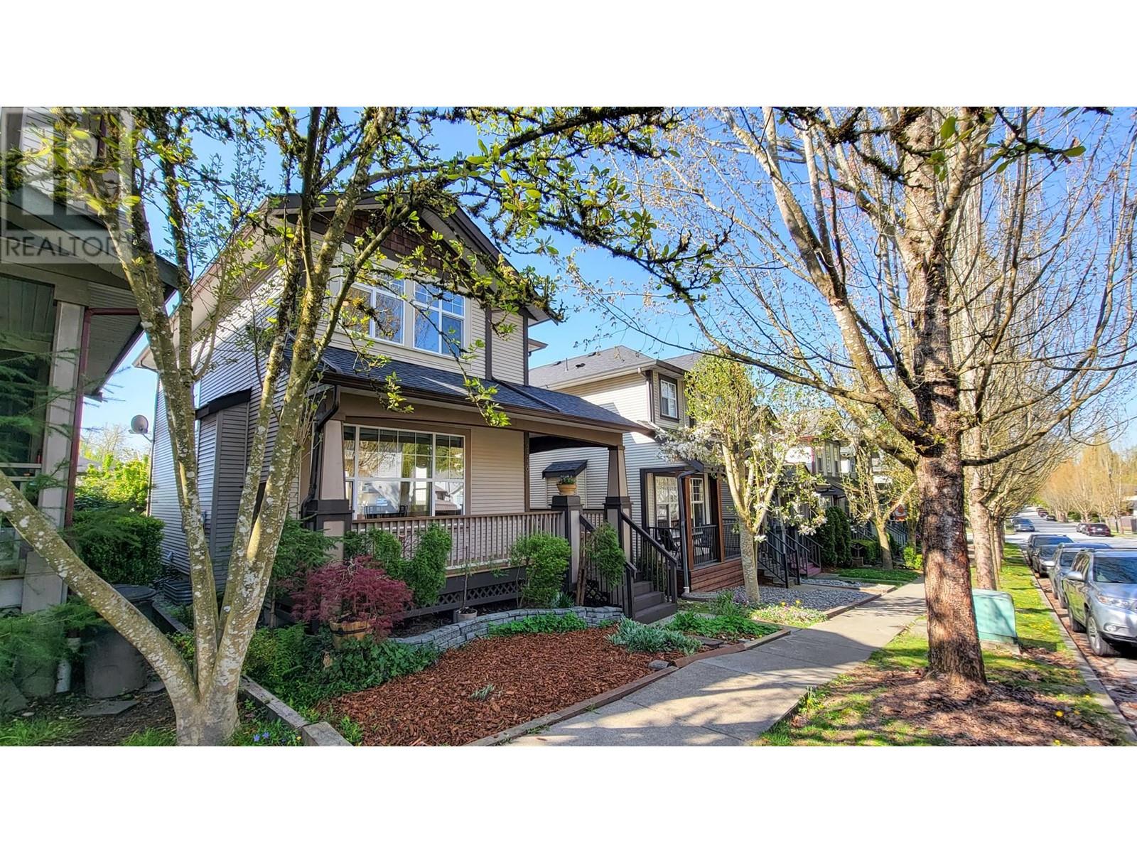 24330 102b Avenue, Maple Ridge, British Columbia  V2W 1Y2 - Photo 1 - R2994832
