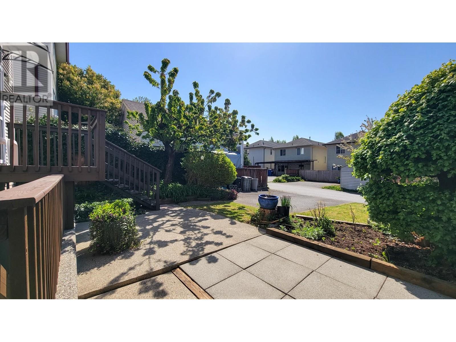 24330 102b Avenue, Maple Ridge, British Columbia  V2W 1Y2 - Photo 26 - R2994832