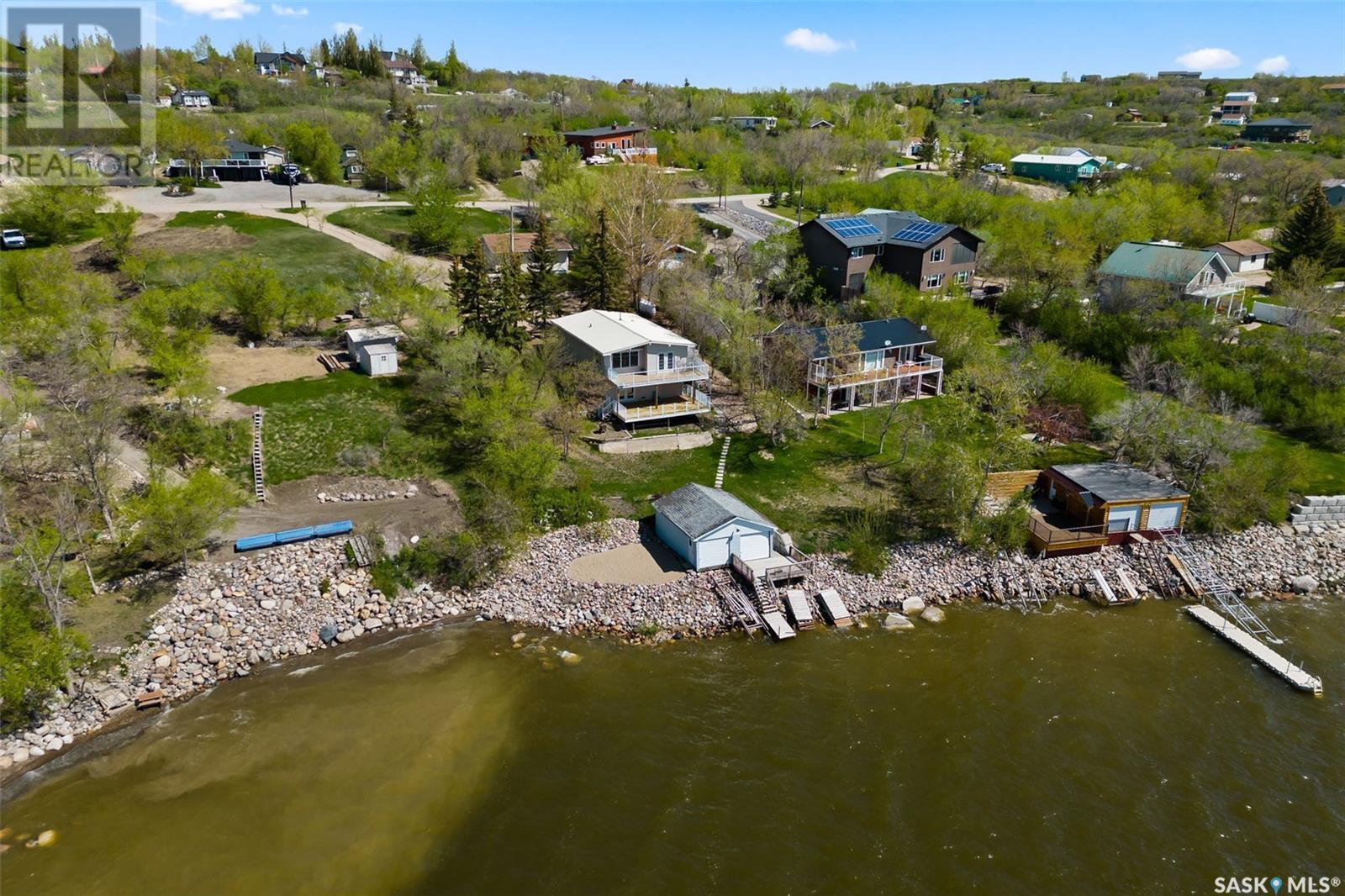 227 & 229 Lakeview AVENUE, saskatchewan beach, Saskatchewan