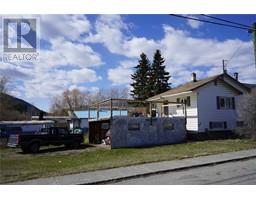 1219 BELL Street Clinton