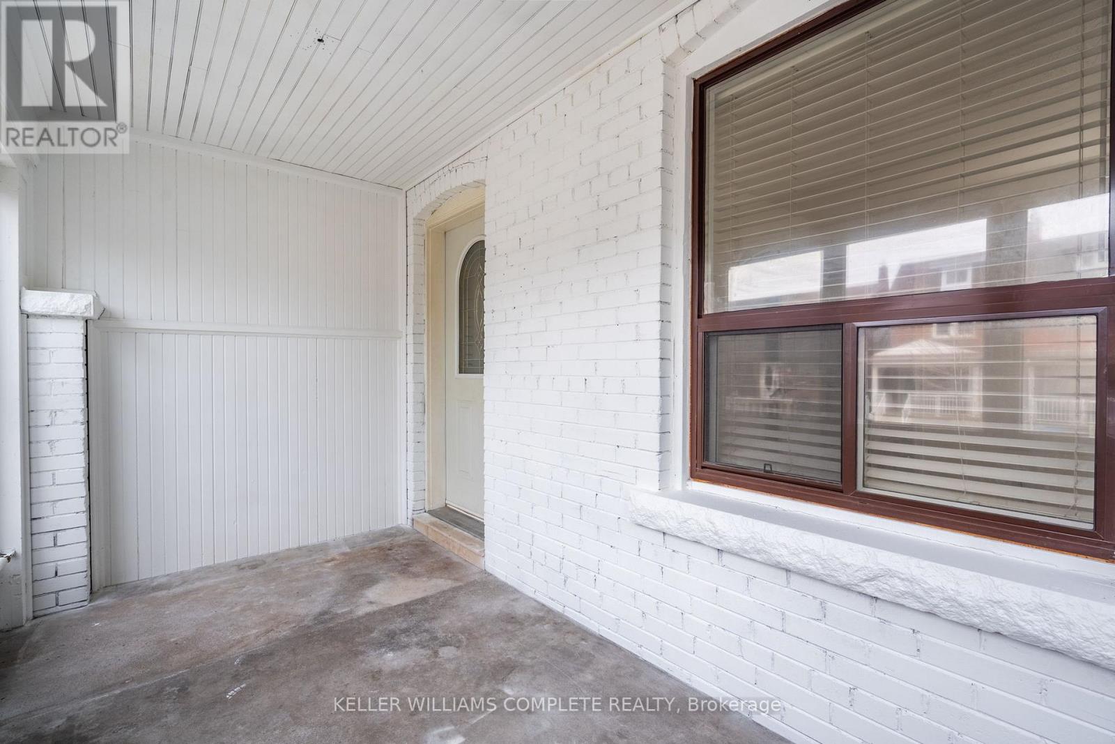 Property at 135 HOPE STREET image 5