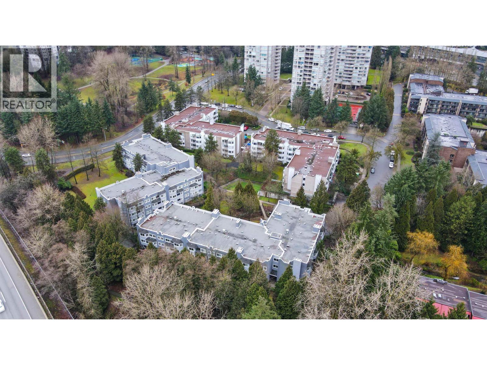 402 9880 Manchester Drive, Burnaby, British Columbia  V3N 4R3 - Photo 32 - R2995450