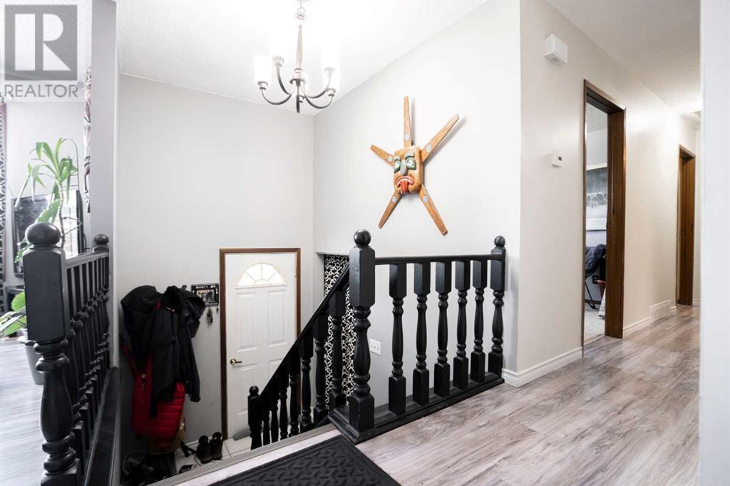 Property at 9605 75 Avenue image 2