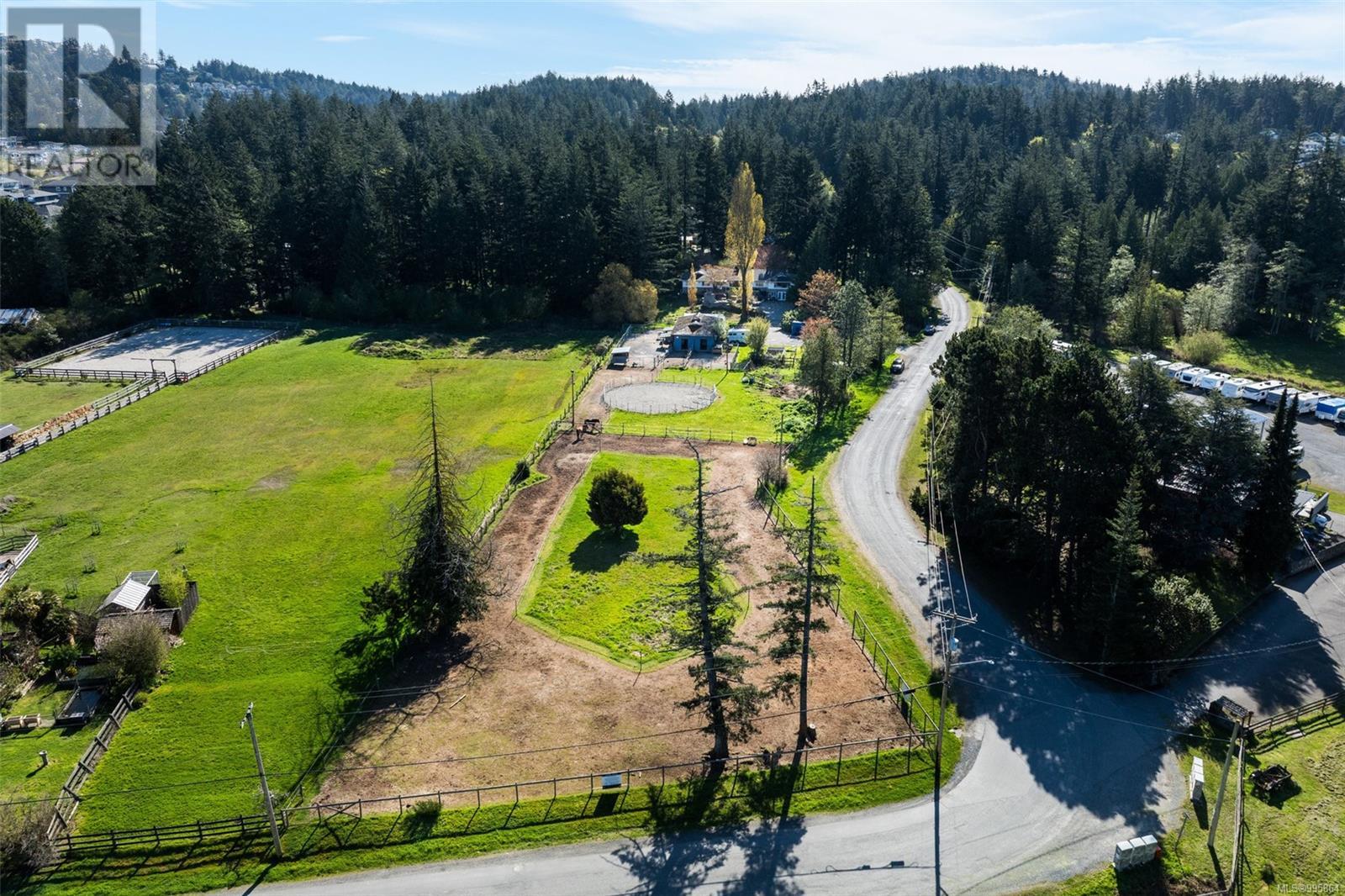 Property at 946 Klahanie Dr image 1