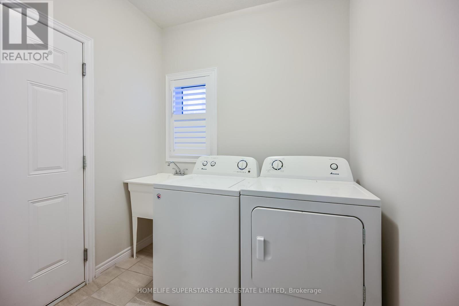 29 Newstead Road, Brant, Ontario  N3L 0G2 - Photo 14 - X12107133