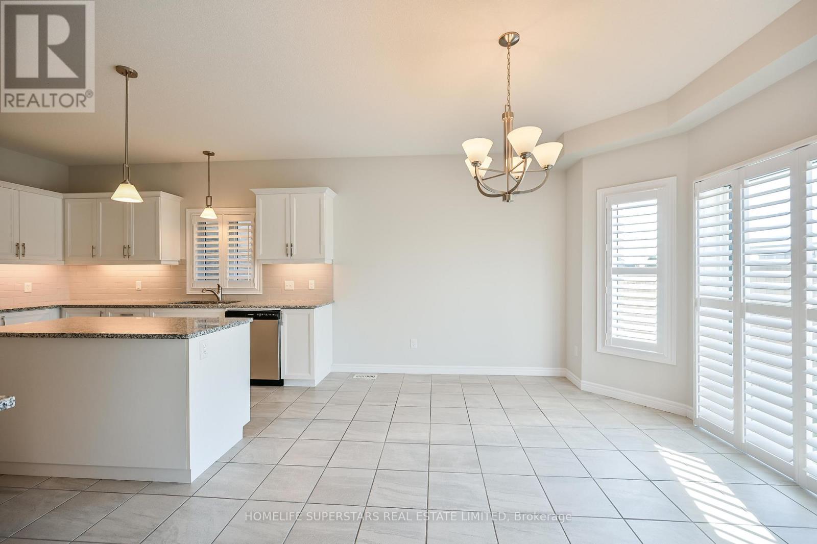 29 Newstead Road, Brant, Ontario  N3L 0G2 - Photo 8 - X12107133