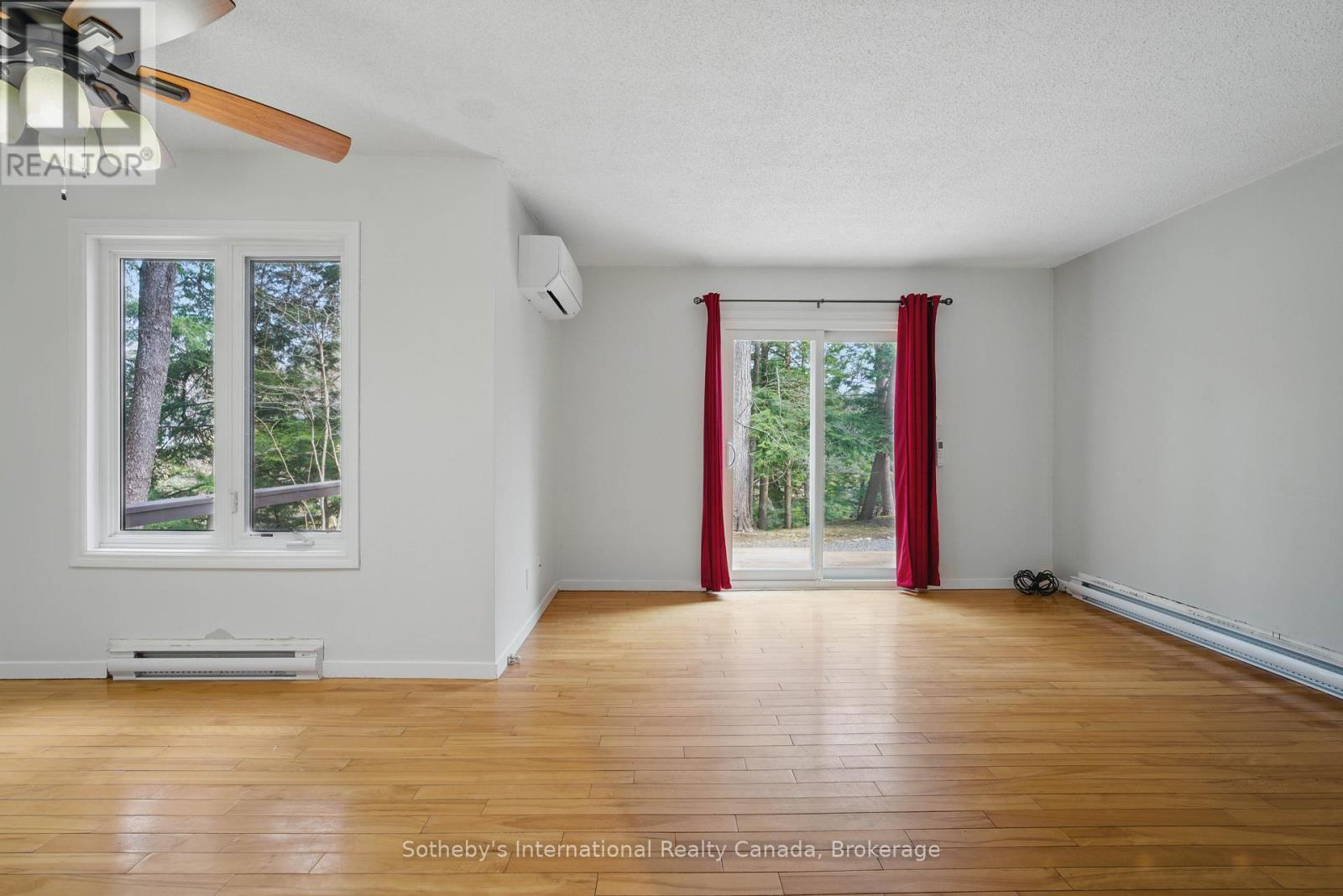 49 Southbank Drive, Bracebridge, Ontario  P1L 1G2 - Photo 11 - X12109267