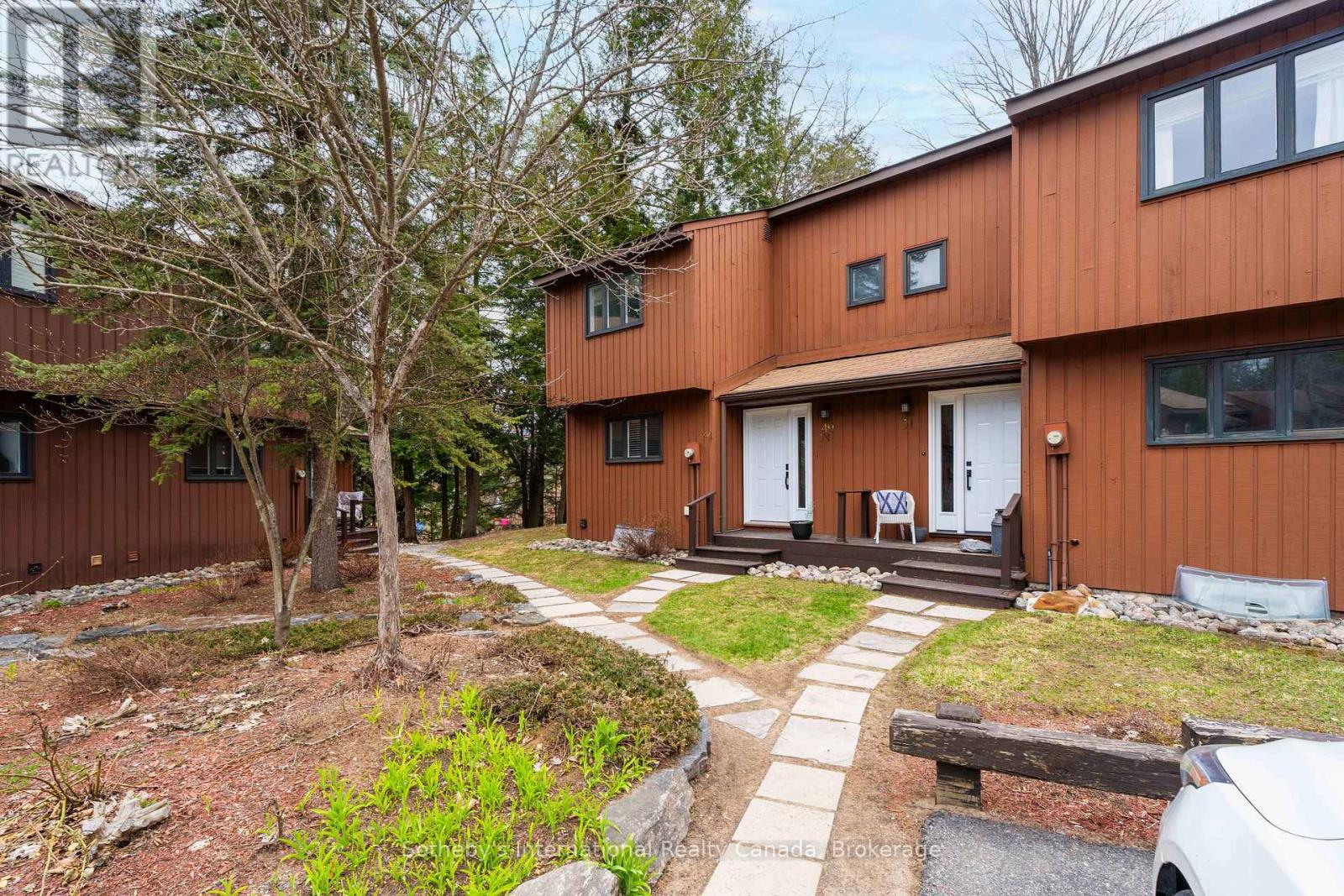 49 Southbank Drive, Bracebridge, Ontario  P1L 1G2 - Photo 32 - X12109267