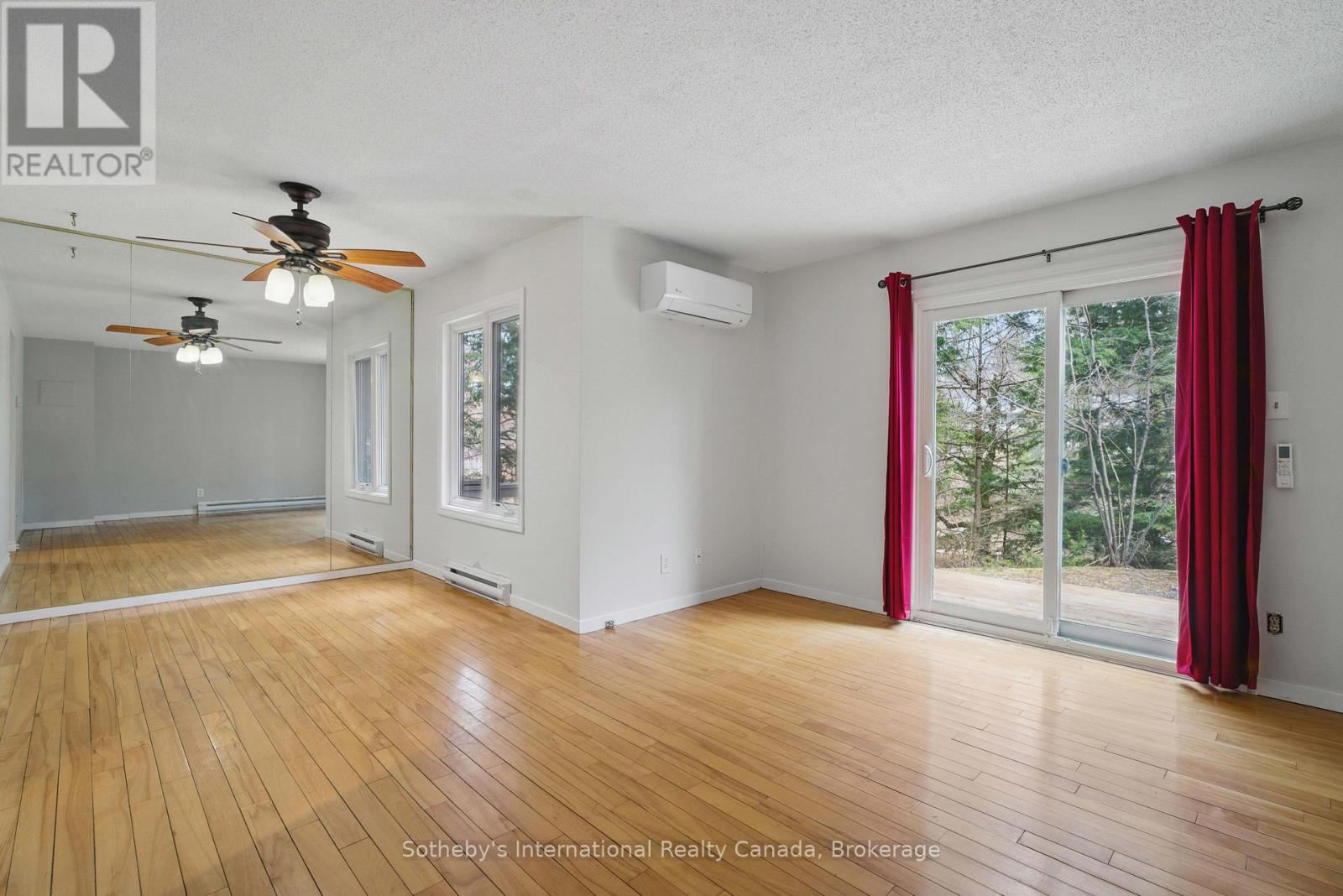49 Southbank Drive, Bracebridge, Ontario  P1L 1G2 - Photo 9 - X12109267