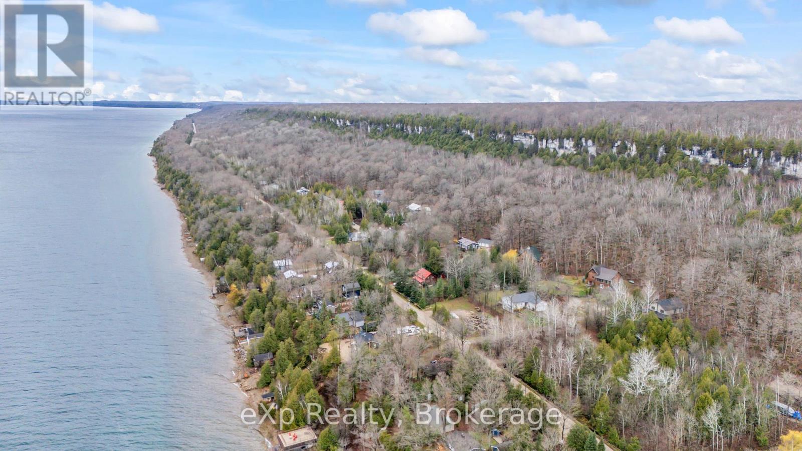 5 15th Avenue, South Bruce Peninsula, Ontario  N0H 2T0 - Photo 49 - X12109285