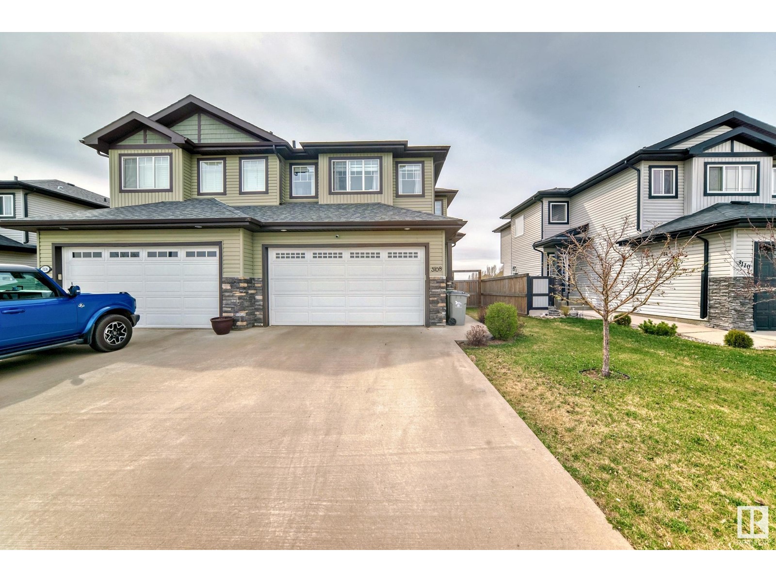 Property at 3108 67 ST image 1