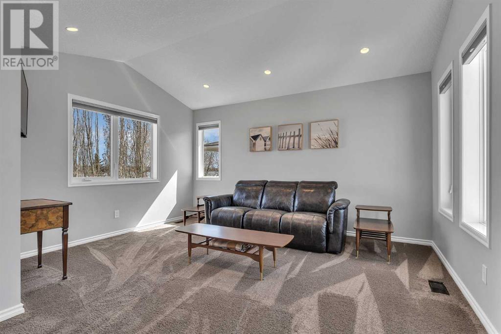 704 West Chestermere Drive, Chestermere, Alberta  T1X 1B5 - Photo 23 - A2212469
