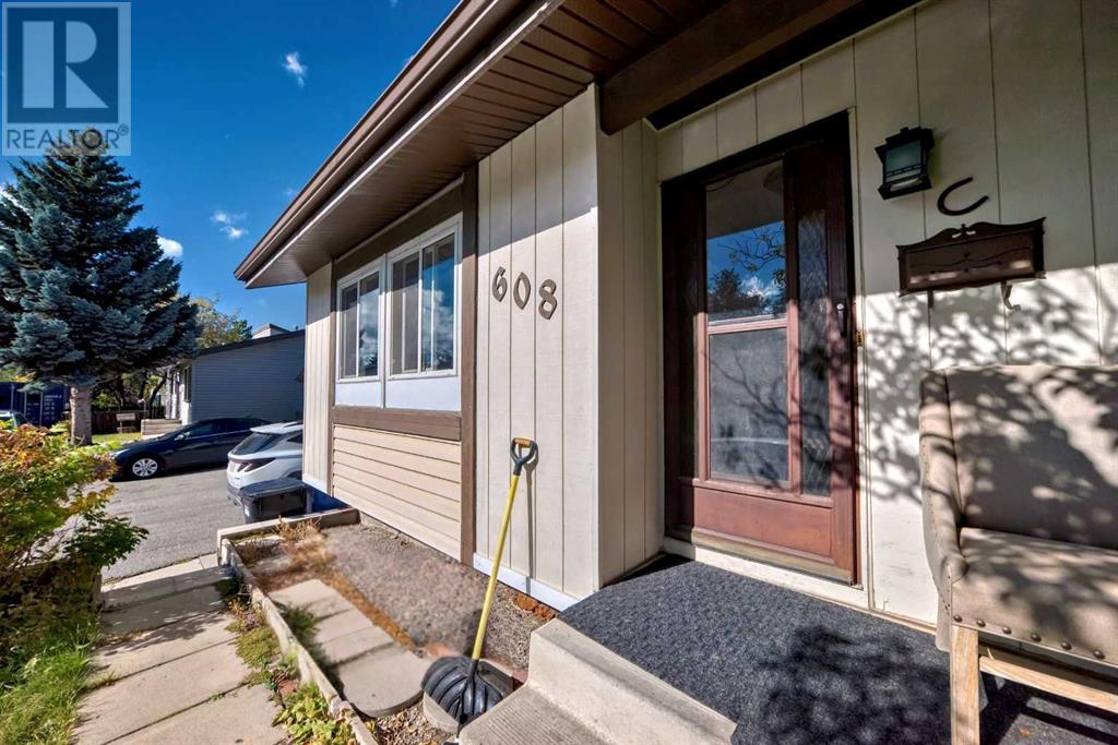 608 Olympia Drive Se, Calgary, Alberta  T2C 1H5 - Photo 5 - A2214429