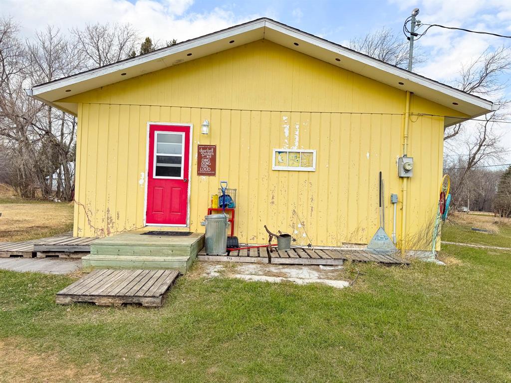306 Victoria Avenue, Swan River, Manitoba  R0L 0E0 - Photo 1 - 202509070