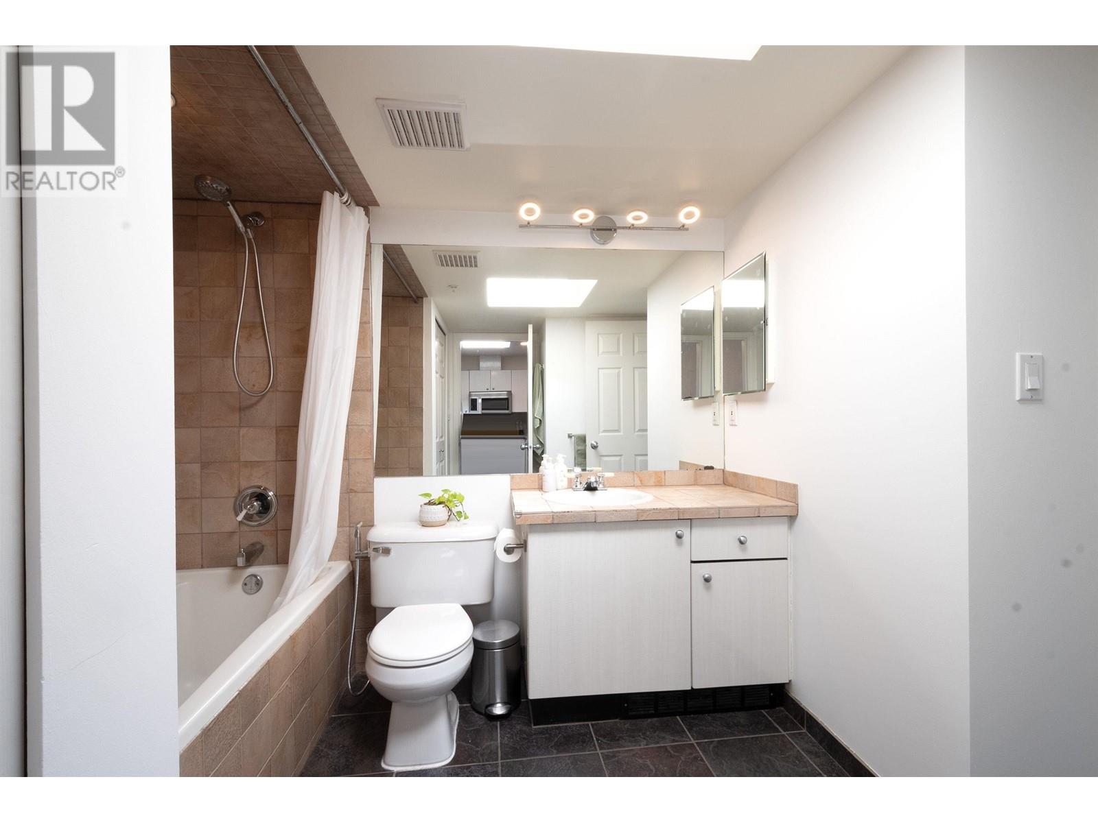 512 150 W 22nd Street, North Vancouver, British Columbia  V7M 3M4 - Photo 22 - R2994252