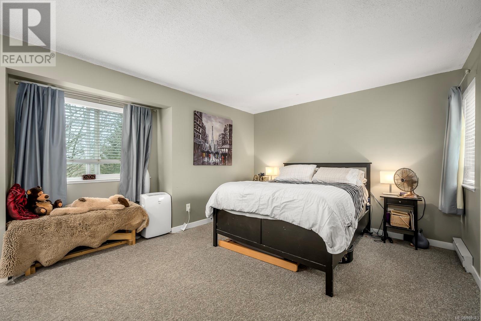 Property at 20 1180 Braidwood Rd image 4
