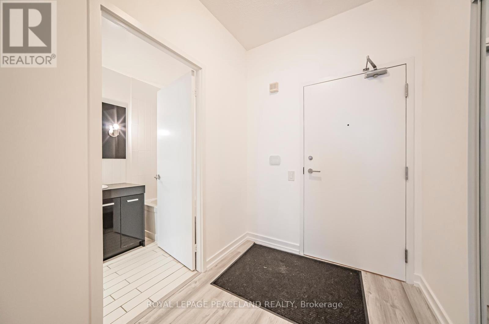 2910 - 33 Singer Court, Toronto, Ontario  M2K 0B4 - Photo 10 - C12109322