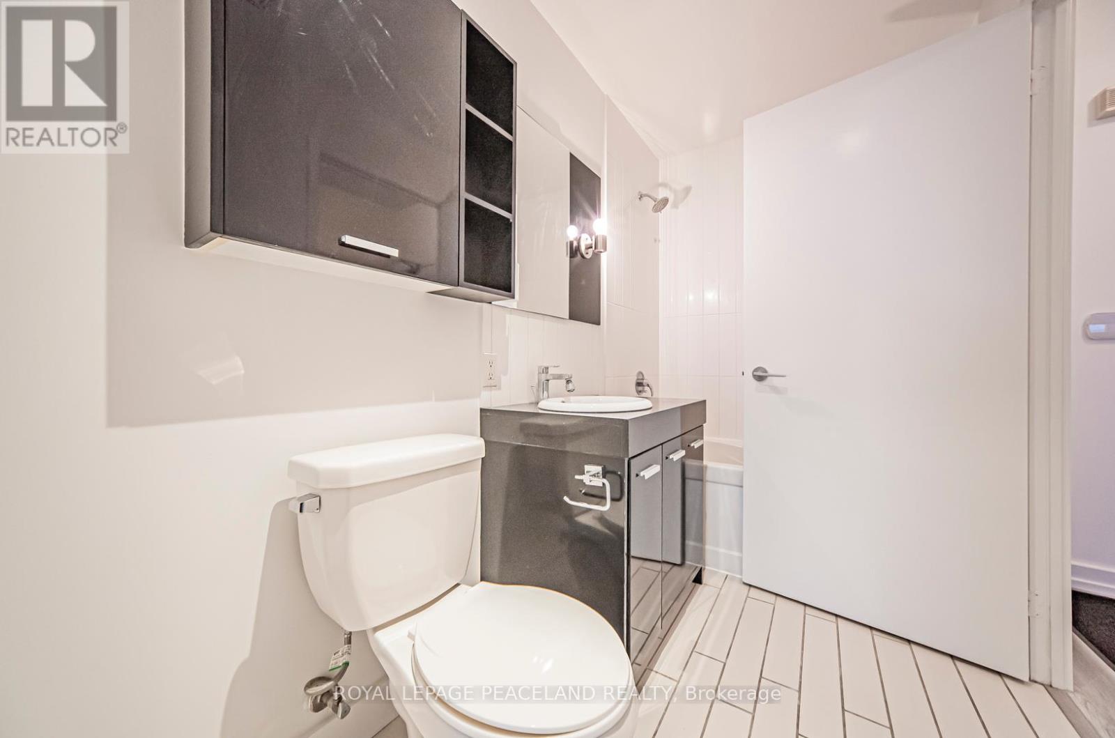 2910 - 33 Singer Court, Toronto, Ontario  M2K 0B4 - Photo 39 - C12109322