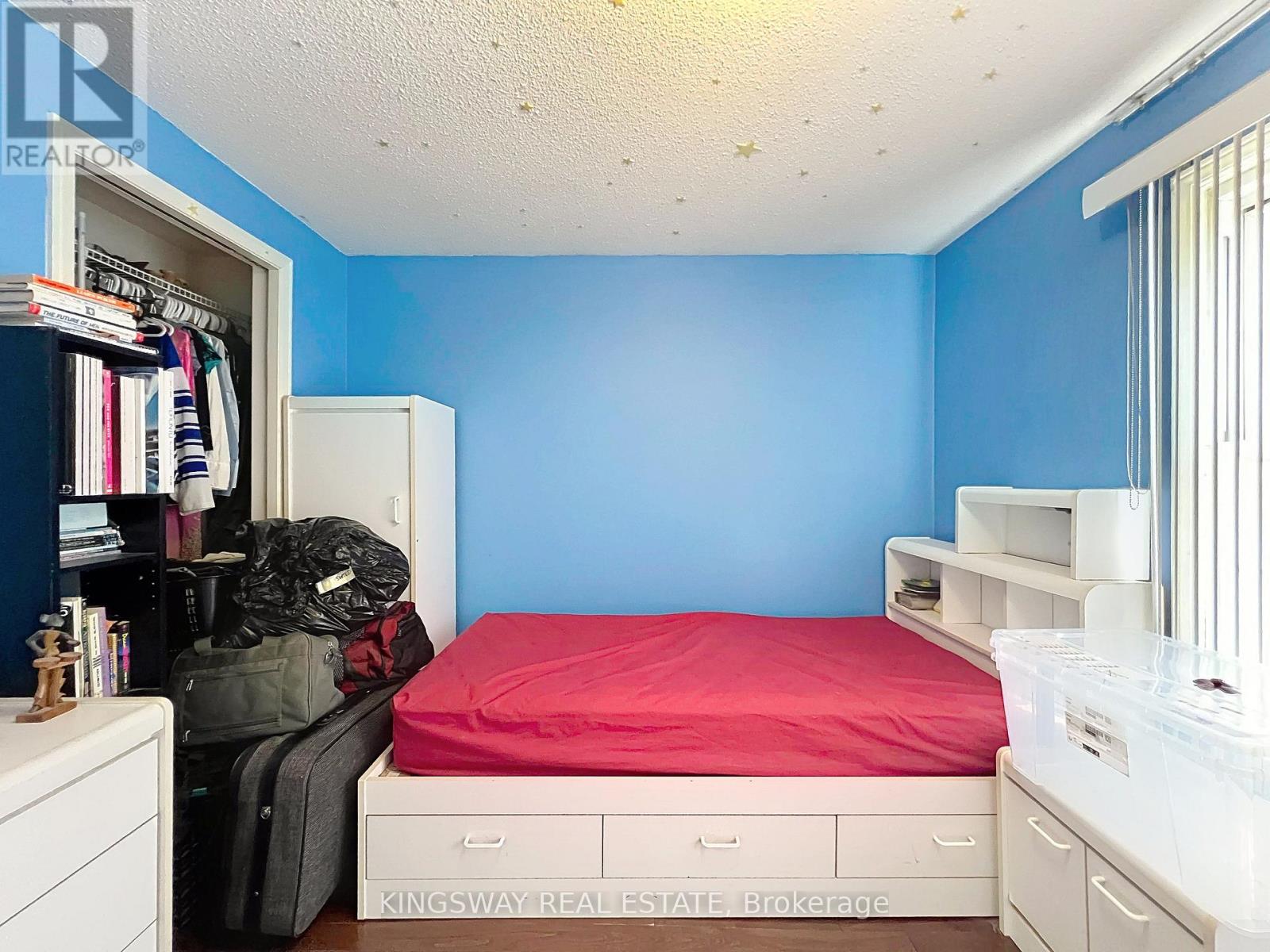 Property at 55 COPPERWOOD SQUARE image 5
