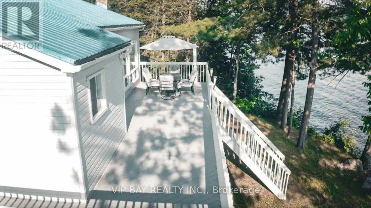 1421 Northshore Road, North Bay, Ontario  P1B 5B9 - Photo 3 - X12109325
